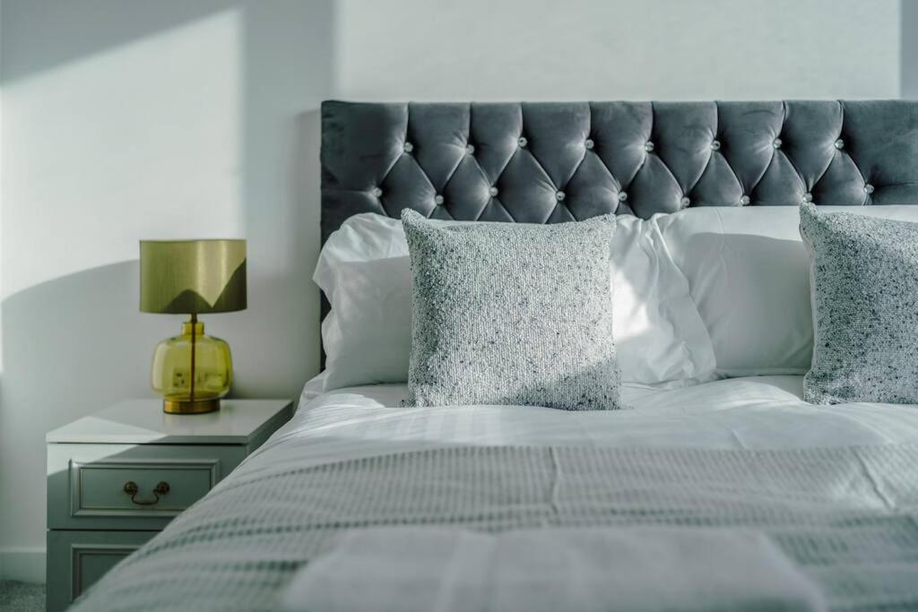 Stunning 2-Bed Premium Apartment - Free Wi-Fi Preston  Zewnętrze zdjęcie